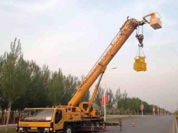 高唐县吊车租赁公司_吊车租赁时需要注意的安全问题